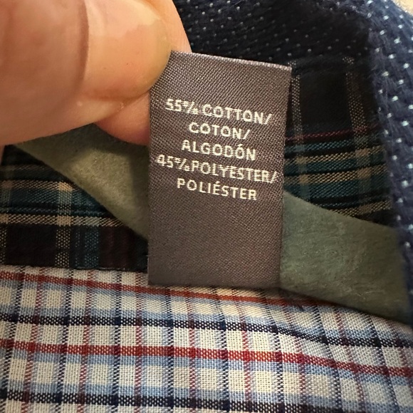 Van Heusen Never Tuck Classic Navy Button Down Shirt Size M - Picture 5 of 11